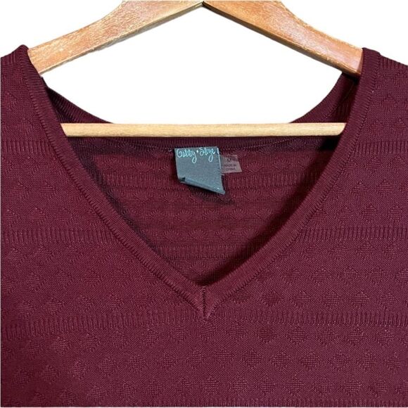 NWT! Gabby Skye v neck knitted maroon dress - Picture 3 of 12